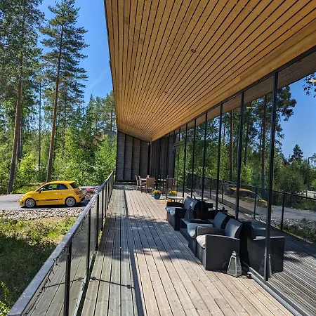 Kartanonrinteen Amanda Teijo