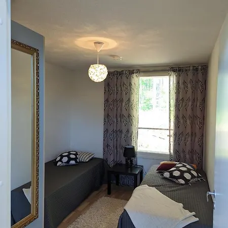 Kartanonrinteen Amanda *