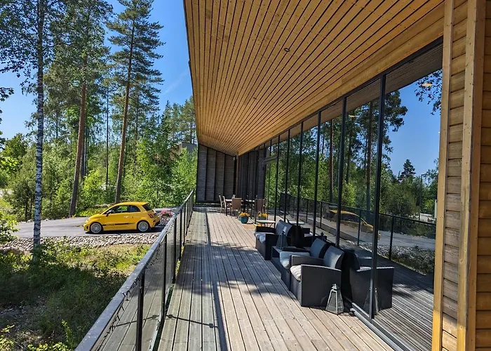 Kartanonrinteen Amanda Teijo