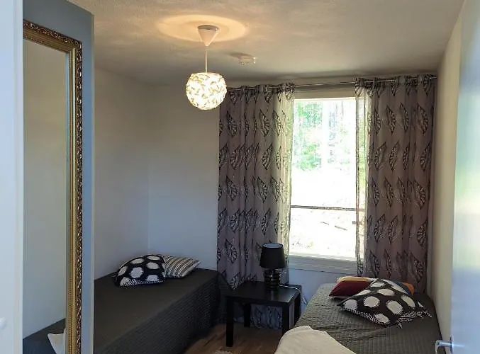 Kartanonrinteen Amanda *